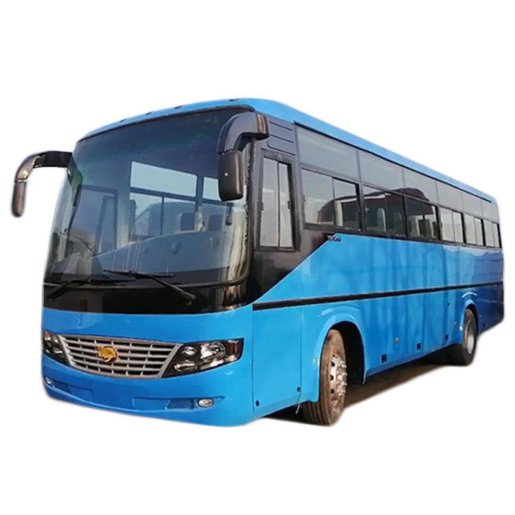 35 zitplaatsen coach bus met handgeschakelde transmissie en luxe interieur in goede staat