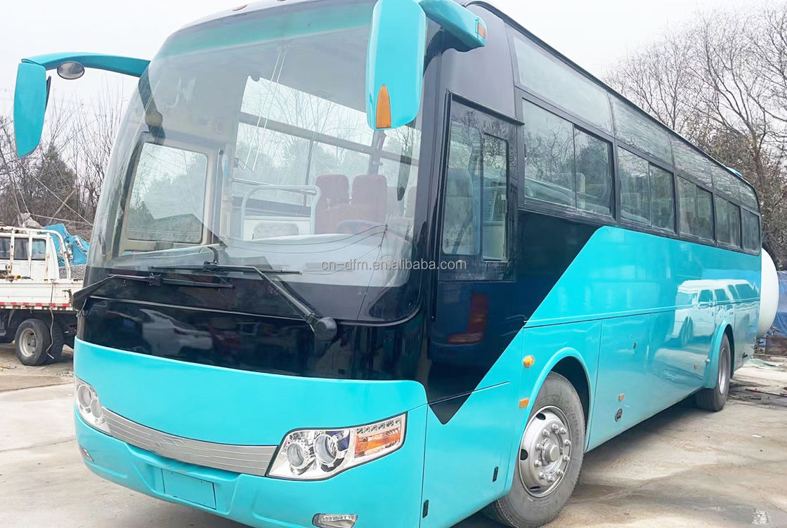57 zitplaatsen Openbaar vervoer Gebruikte bus Bus Dieselbrandstof Type 213kw Motorvermogen