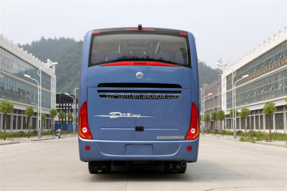 Handgestuurde openbare bus Dongfeng Coach Gebruikte bussen en coaches met 25-30 zitplaatsen