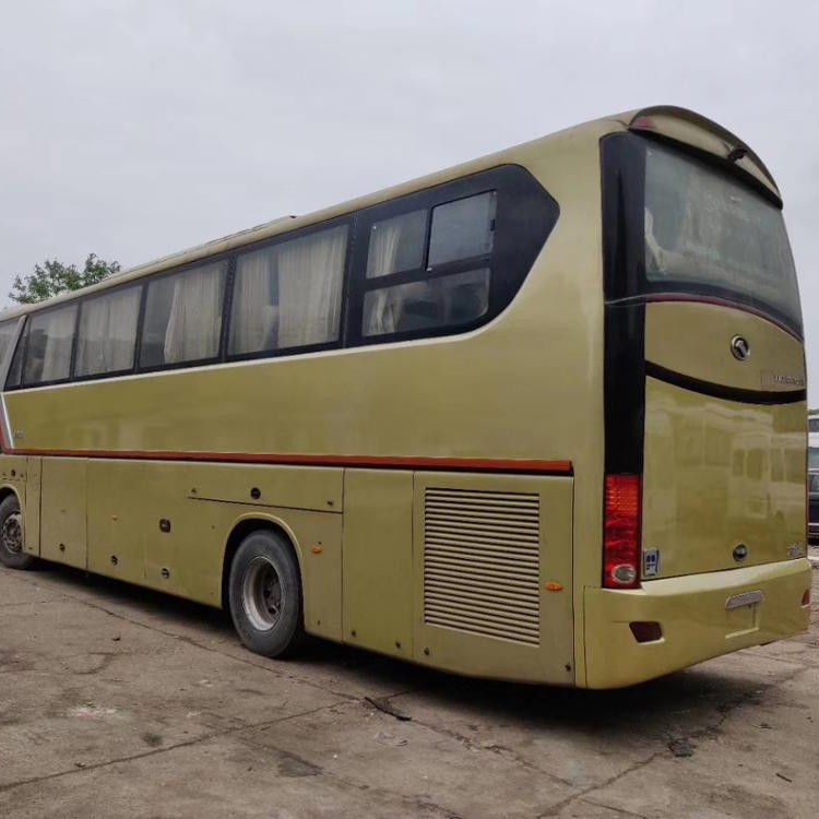 Gebruikte bussen en autocars 50-60 zitplaatsen King Long Bus Coach om aan de eisen van de klant te voldoen