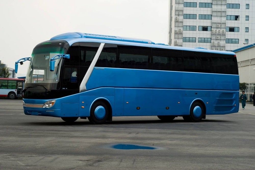 Steering 60 zitplaatsen 12m Cummins motor Gebruikte bussen en autocars met verbruik