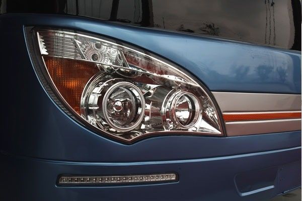 Steering 60 zitplaatsen 12m Cummins motor Gebruikte bussen en autocars met verbruik
