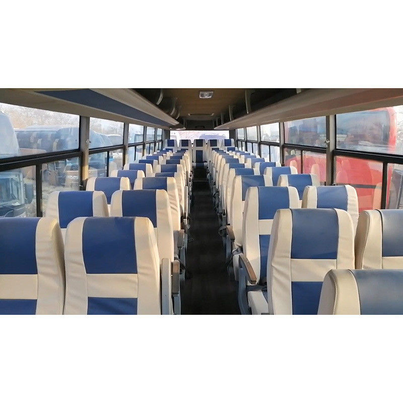 35 zitplaatsen Luxe Coach Bus met 2,7m3 bagageruimte en 2430mm totale breedte