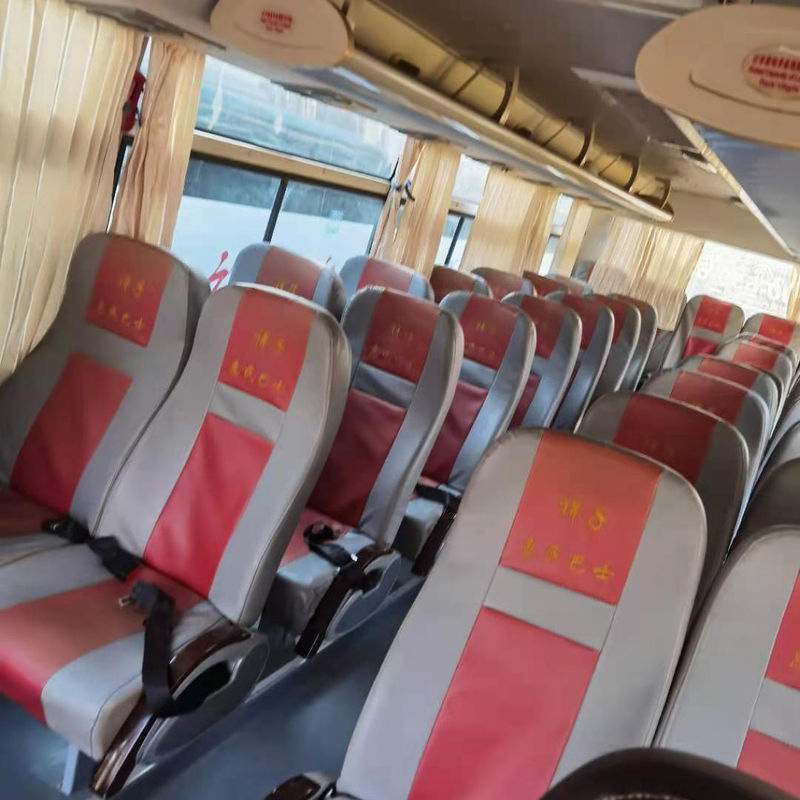 35 zitplaatsen Luxe Coach Bus met 2,7m3 bagageruimte en 2430mm totale breedte