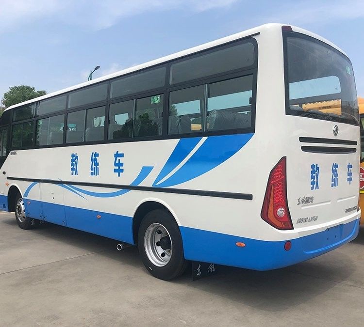 LHD Drive 2021 Euro 6 6m 140 pk Dongfeng Bussen en autocars voor woon-werkverkeer
