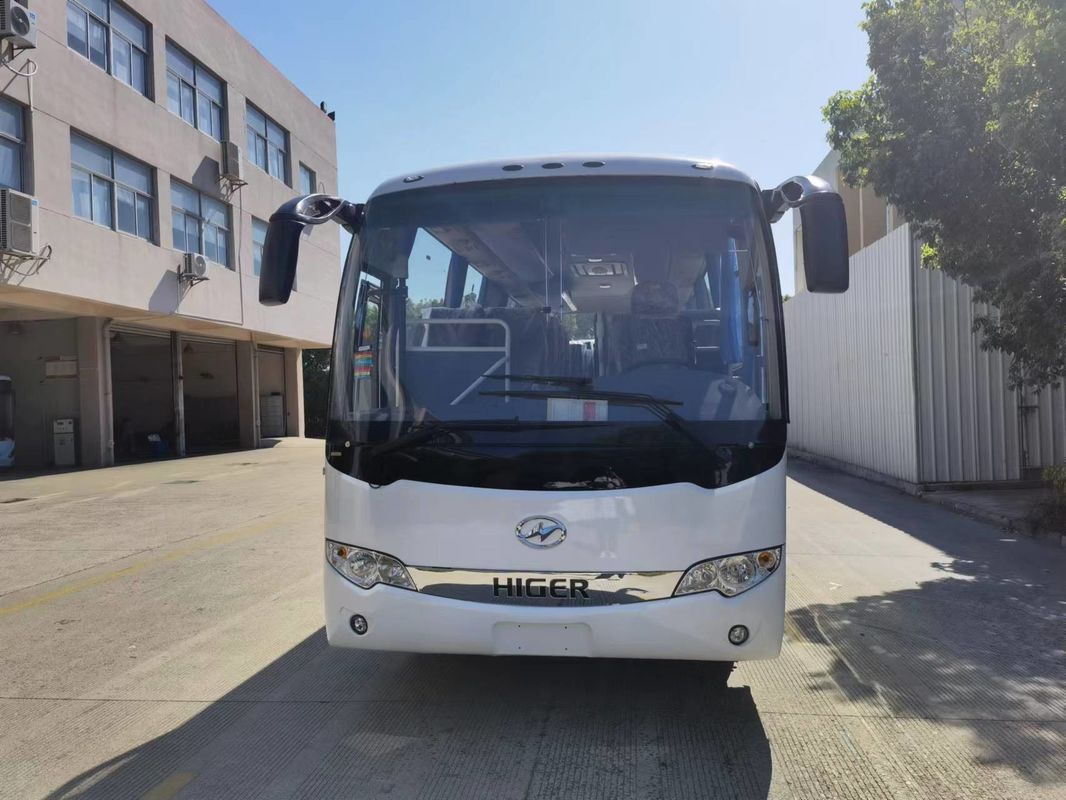 Klantvereiste 2022 Luxe bus met 32 zitplaatsen en tafels met handgestuurd stuur