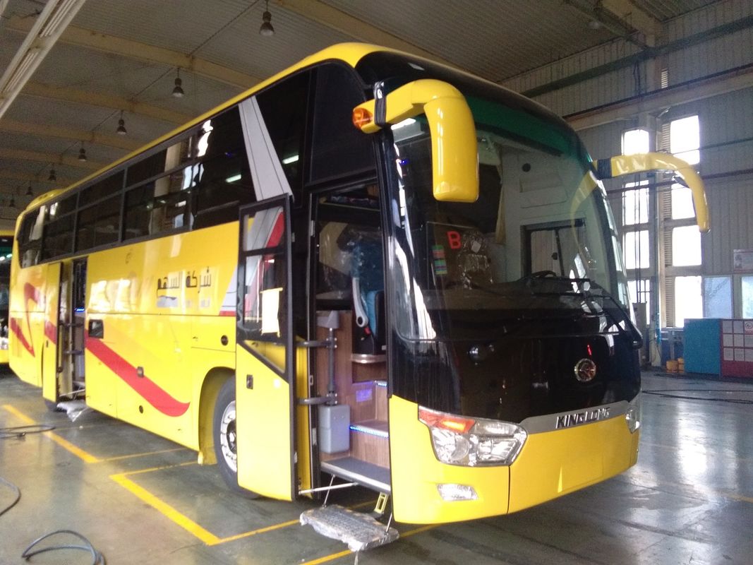 Stijlvolle 51 zitplaatsen King Long Bus met Euro 3 emissie standaard en handgeschakelde transmissie