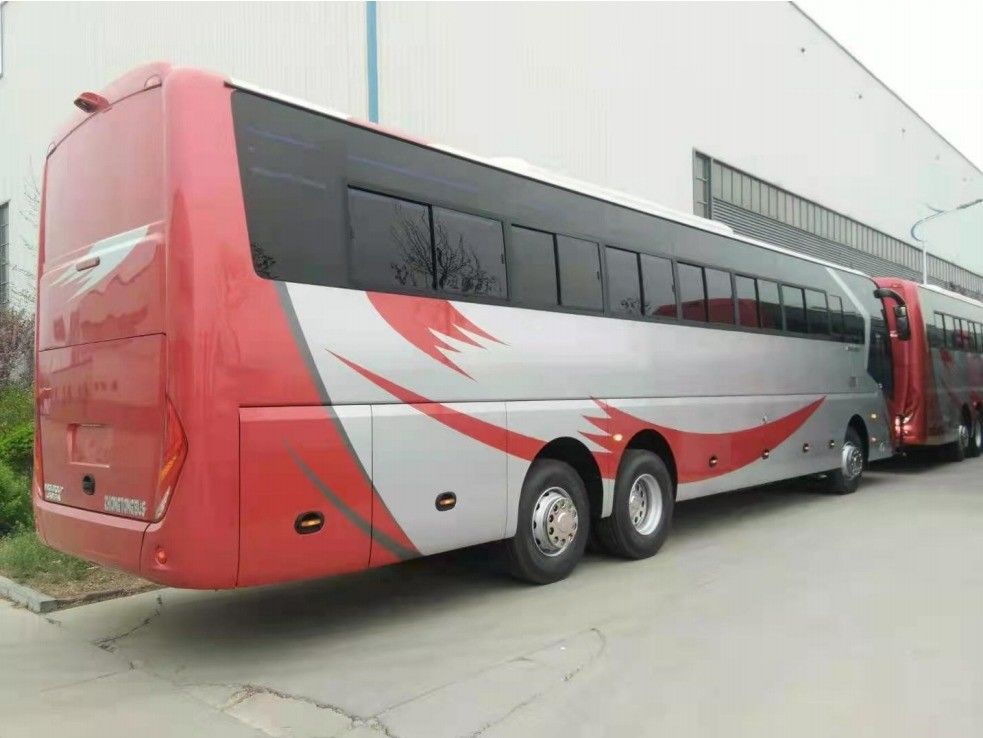 70 zitplaatsen rechtsrijden stuurbekrachtiging luxe bus met 6125 motoren