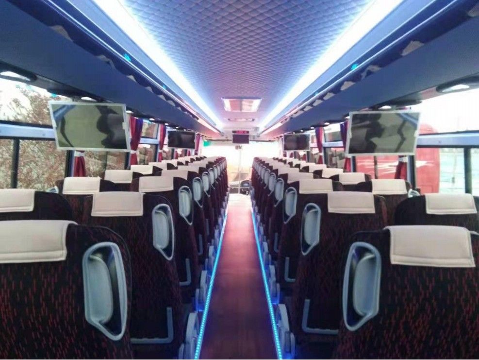 70 zitplaatsen rechtsrijden stuurbekrachtiging luxe bus met 6125 motoren