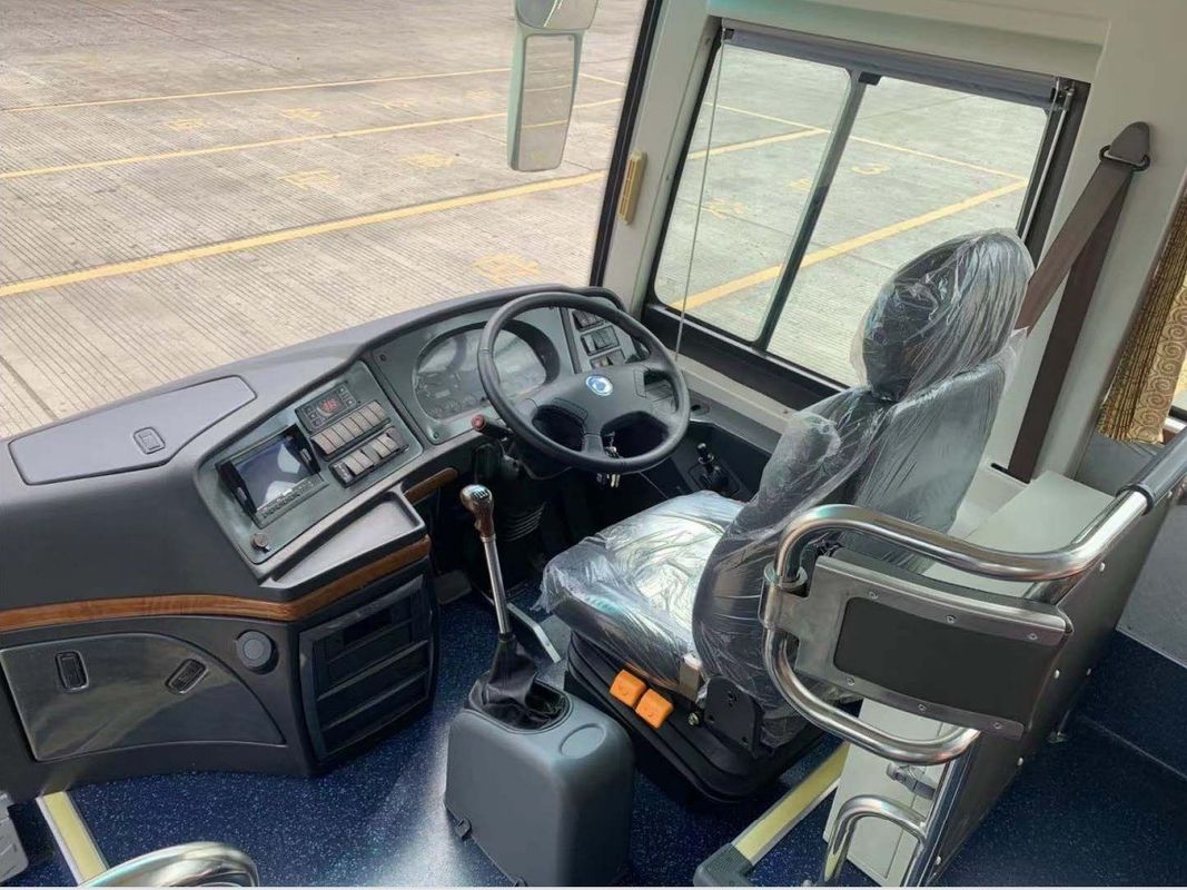 70 zitplaatsen rechtsrijden stuurbekrachtiging luxe bus met 6125 motoren