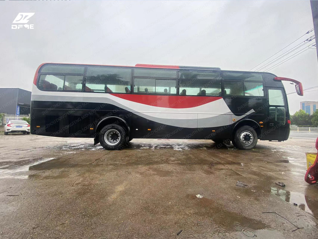 Bussen voor lange afstanden met LHD-aandrijving Type 53 zitplaatsen Voormotor Yu Tong Bus