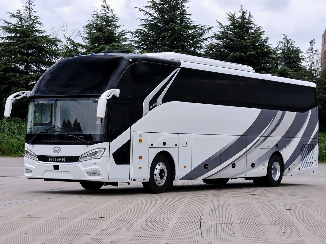 Higer Bus 12m Luxe Coach Bus met 51 1 1 zitplaatsen