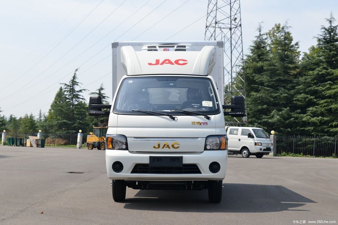 130 pk JAC Koeltruck voor vervoer 4x2 GVW≤5T Dieselbrandstof koeling