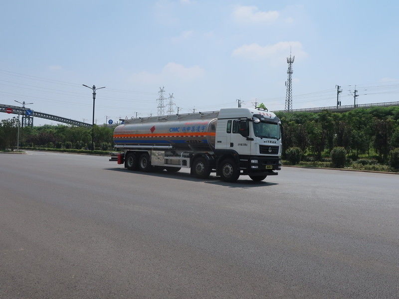 20520 kg Nominale lading 8*4 30m3 Transport Benzine Diesel Tankwagen Truck CIMC LINYU