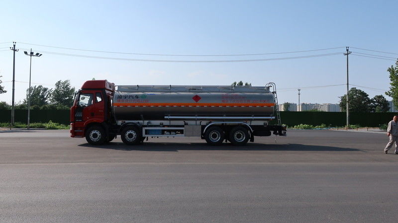 CIMC LINYU FAW 8*4 31 Cub Aluminium legering Diesel Tankwagen Benzine brandstof Transportwagen