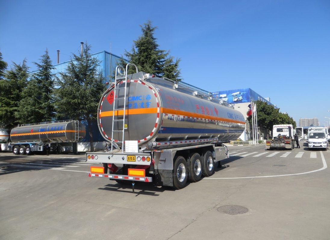 46000 Lite Oil Gasoline Semi-trailer Fuel Tanker Transport Truck Trailer door CIMC LINYU