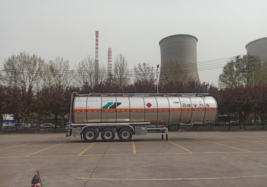 CIMC LINYU 46000L Tanker met brandstof van aluminiumlegeringen Aanhangwagen met wielbasis 6150 1310 1310