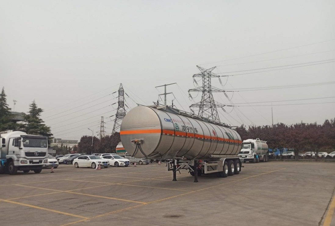CIMC LINYU 46000L Tanker met brandstof van aluminiumlegeringen Aanhangwagen met wielbasis 6150 1310 1310