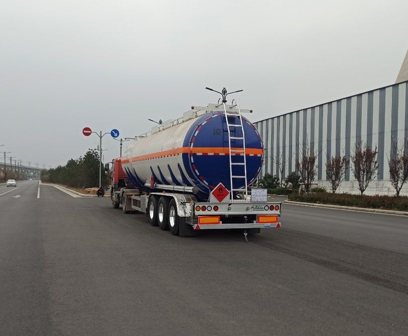 CIMC LINYU 48000 50000Liter brandstoftank aanhangwagen 3 as 48m3 aluminium half aanhangwagen