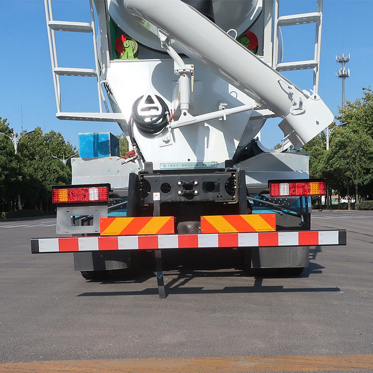 380kw CIMC LINYU 10 m3 Elektrische 8x4 zelflaadbare mobiele betonmengtruck voor het mengen