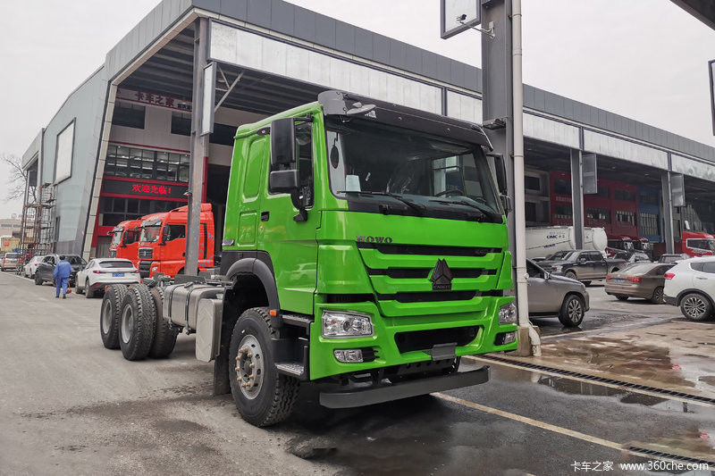 Normale bestuurdersstoel Sinotruk Howo 371 pk Euro 2 handmatig 6X4 Dieselmotor Truck hoofd