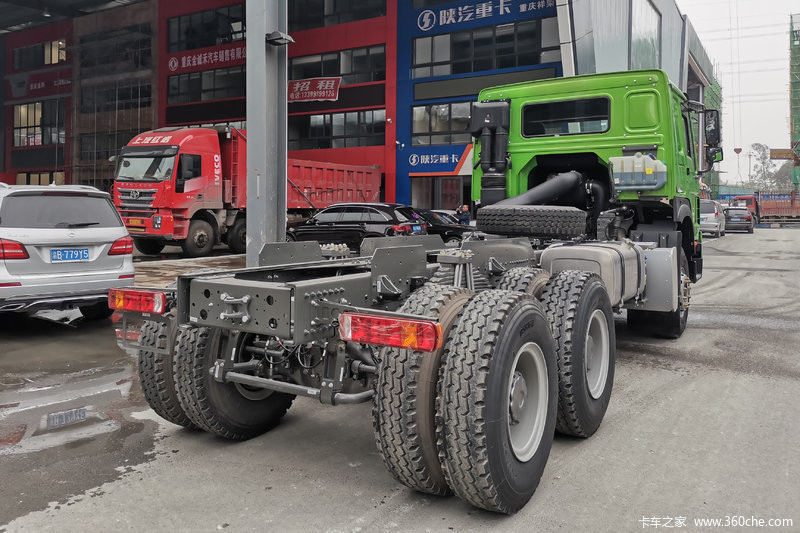 Normale bestuurdersstoel Sinotruk Howo 371 pk Euro 2 handmatig 6X4 Dieselmotor Truck hoofd