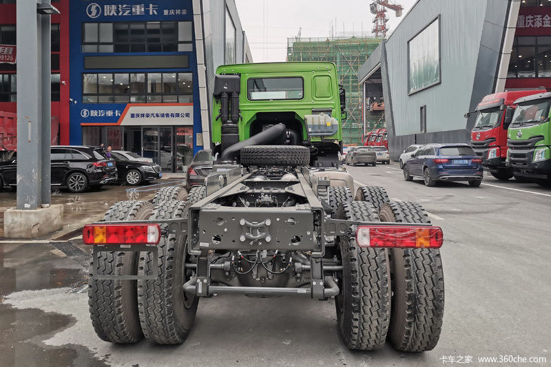 Normale bestuurdersstoel Sinotruk Howo 371 pk Euro 2 handmatig 6X4 Dieselmotor Truck hoofd