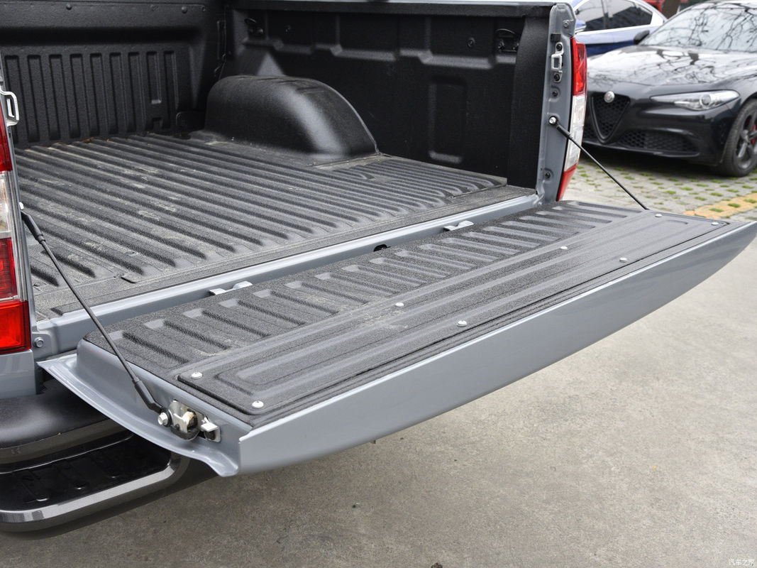 2024 Dongfeng 4*4 8AT benzine pick-up truck met ESC en aluminium ruitenrek