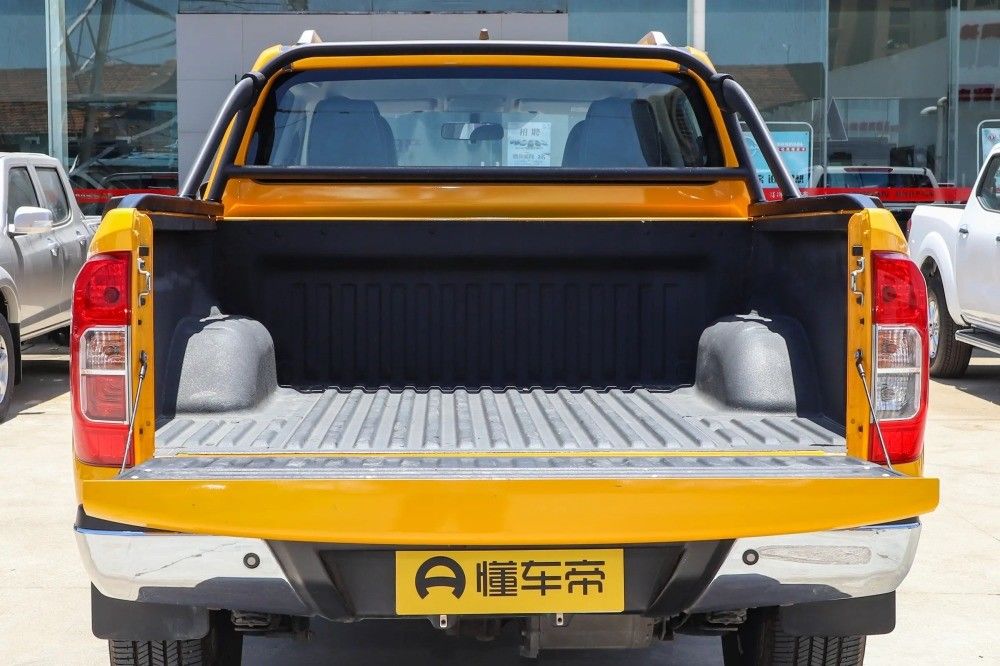 Dongfeng Rich 6 High Speed en Long Range 4WD elektrische pick-up voor 5 passagiers