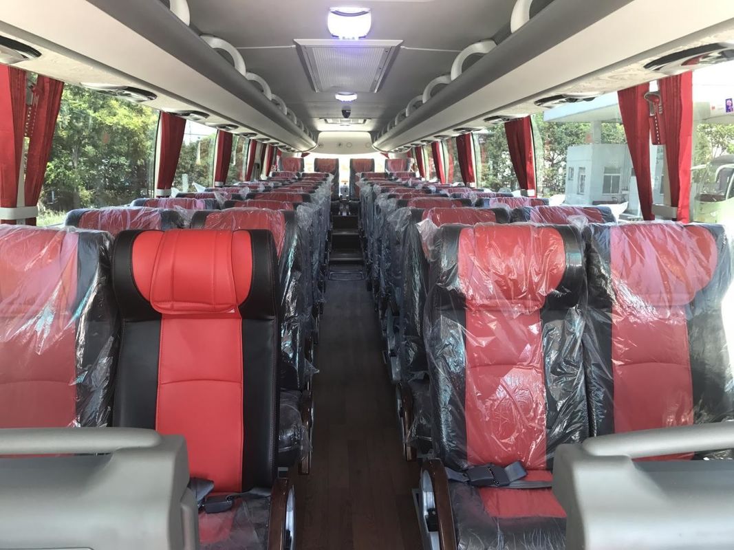 Gebruikte bus voormotor 47/57 zitplaatsen rechterhandsturing Transportbus Euro 3