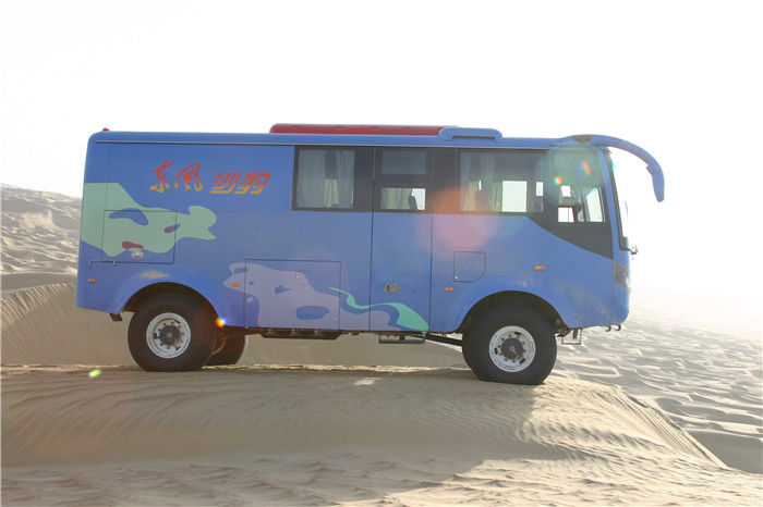 6700mm Lengte 4x4 Desert Bus Off-road Awd 14 zitplaatsen Passagiersbus Voor Afrika Euro 3 emissie standaard