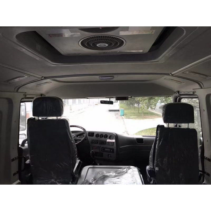 7.5 meter voormotor 29 zitplaatsen 4X4 Dongfeng Off-Road Coach Bus voor Standards Market