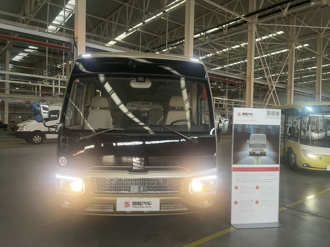 2024 Nieuwe LHD Mini 30 zitplaatsen achtbaanbus met motorcapaciteit 4L