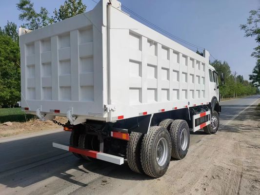 2 passagiers BEIBEN 2020 Tweedehands zware vrachtwagen brandstofbesparende 6*4 diesel aanhangwagen vrachtwagen