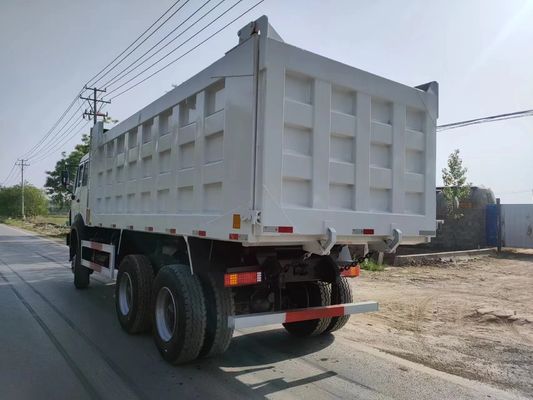 2 passagiers BEIBEN 2020 Tweedehands zware vrachtwagen brandstofbesparende 6*4 diesel aanhangwagen vrachtwagen
