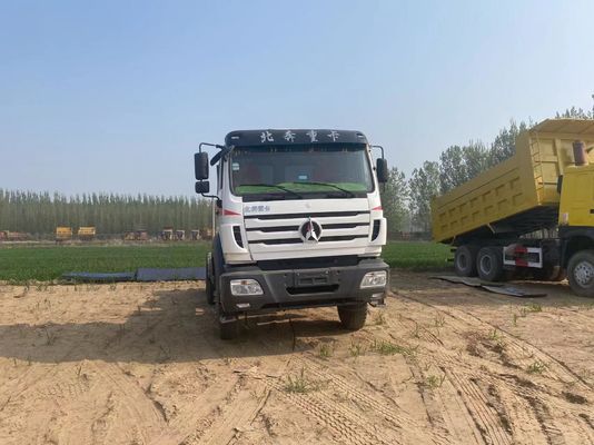 2 passagiers BEIBEN 2020 Tweedehands zware vrachtwagen brandstofbesparende 6*4 diesel aanhangwagen vrachtwagen