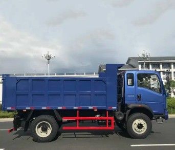 2 Passagiers Yunnei Motor Sinotruk HOMAN 4*2 Mini Tipper Dump Truck 8-12 Ton Lichte Truck