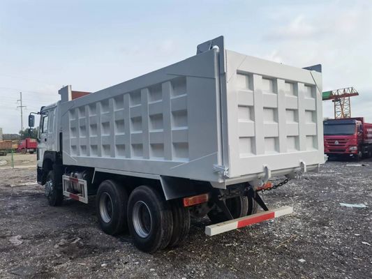 Hoogst gerenoveerde HOWO76 cabine 25000kg lading dump truck 6*4 voor prestaties
