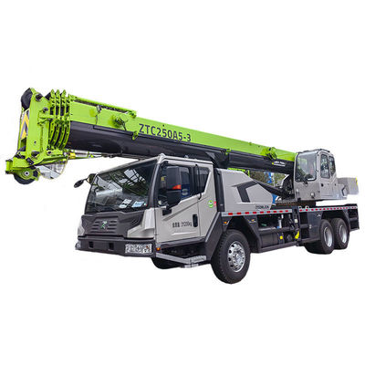 25 ton mobiele kraan Zoomlion vrachtwagenkraan in goede staat met 2001-4000 werkuren