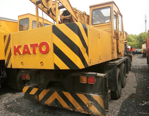 25 ton gebruikte mobiele kraan QY25K5A Truck met kraan bij maximale bedrijfssnelheid 75 km/h