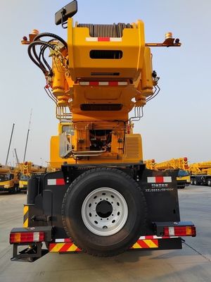 25 ton gebruikte mobiele kraan QY25K5A Truck met kraan bij maximale bedrijfssnelheid 75 km/h