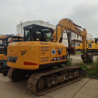 7.5 Ton Crawler Excavator Gebruikt Sany SY75C Excavator met ISUZU motor en andere hydraulische pomp