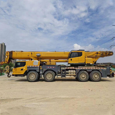 300 ton mobiele kraan Zoomlion kraan voor vrachtwagen Gebruikt 44 Max. Lifting load Chinese telescopische