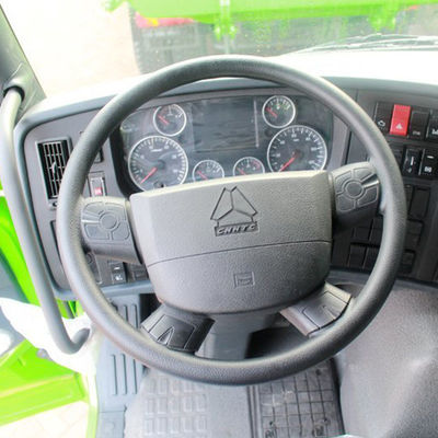 2016-2018 Jaar Gebruikt Howo Tipper Truck 8x4 Rijden Dump Trucks zonder achtercamera