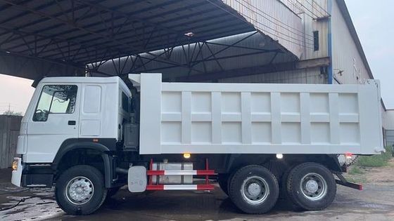 Sinotruk 6X4 HOWO 10 wielen vrachtwagen 336 pk 371 pk voor transport van machines