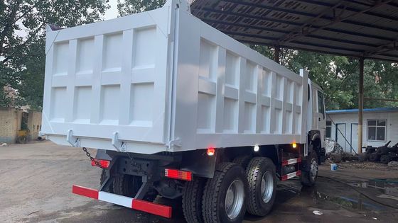Sinotruk 6X4 HOWO 10 wielen vrachtwagen 336 pk 371 pk voor transport van machines