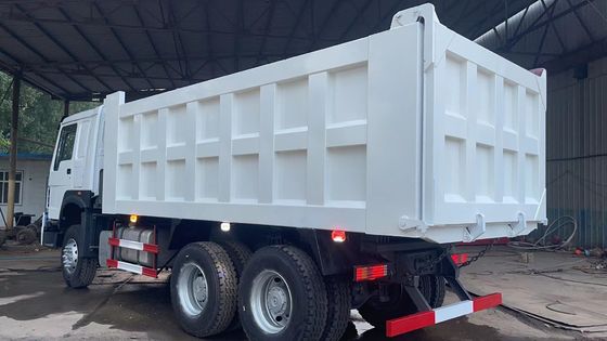 Sinotruk 6X4 HOWO 10 wielen vrachtwagen 336 pk 371 pk voor transport van machines