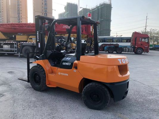 Krachtige 5 ton gebruikte dieselforklift voor het verwerken van magazijnmateriaal