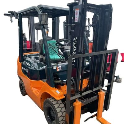 Japan Engine Power Elektrische vorkheftruck 8F voor veilige en gemakkelijke verwerking van magazijnmateriaal