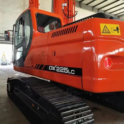 Maximaal graafradius 10705 mm 110 kw Goede staat Doosan DX225 LC Crawler Digger Excavator